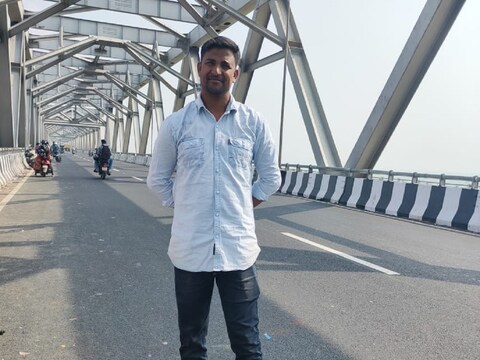 शादी समारोह से लौट रहे कारोबारी की गोली मारकर हत्या कर दी गई. (न्यूज 18 हिन्दी)