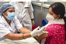 नए कोरोना केस फिर 20 हजार से ऊपर, 24 घंटे में 32 लोगों की मौत, एक्टिव केस घटे