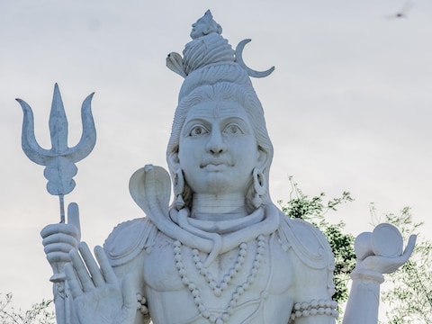 सावन माह में ये 5 शुभ काम करने से भोलेनाथ की बनी रहेगी आप पर कृपा.