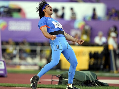 नीरज चोपड़ा कॉमनवेल्थ गेम्स से बाहर हो गए हैं.  (AP) 