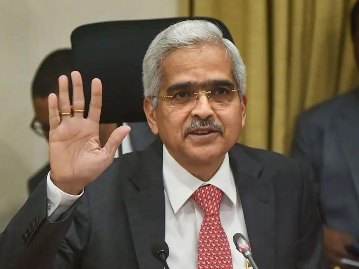 Trending News From 2016 RBI Governor Is Waiting For Increment Know How Much Salary He Gets 