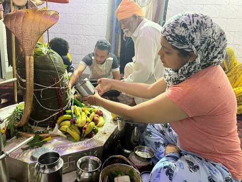 इस मंदिर का नाम बनौड़े महादेव इसलिए भी रखा गया है क्योंकि यहां पर हर प्रकार के बिगड़े काम बनते हैं.