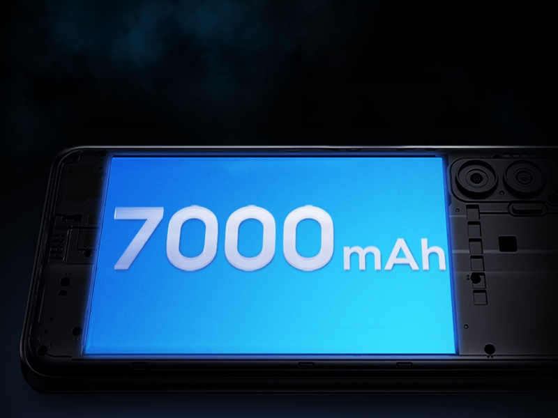  Techno POVA 3 स्मार्टफोन में 6.9 इंच का फुल एचडी + डिस्पले मिलता है, जिसका रिफ्रेश रेट 90Hz है. फोन में helio g88 gaming प्रोसेसर दिया गया है. फोन में 7000 mAh की लंबी बैटरी दी गई है.