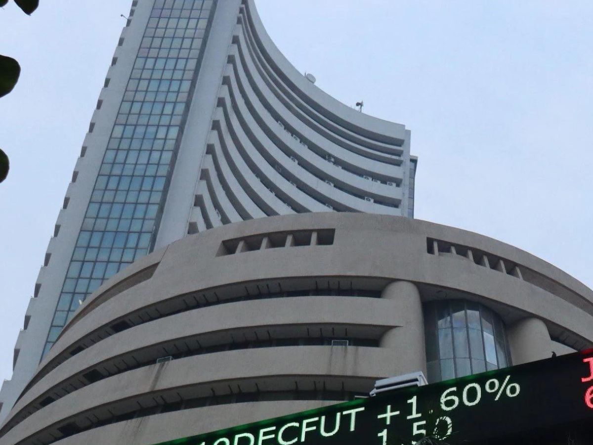 Trending news: Mkt Cap of top 10 firms: Investors of 7 out of top 10  companies of Sensex lost Rs 1.16 lakh crore - Hindustan News Hub