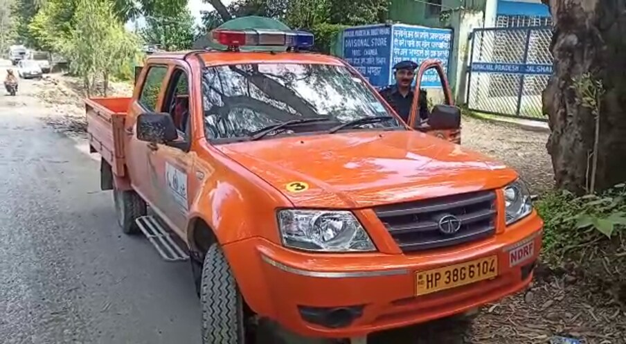 हर बार मणिमहेश यात्रा के दौरान ज्यादातर बादल फटने की घटनाएं देखने को मिलती है, जिससे अक्सर रास्ते बंद हो जाते हैं और लोग दूसरे छोर पर फंस जाते हैं. उस स्थिति में ये टीमें उन लोगों के लिए राहत बनकर सामने आएंगी.