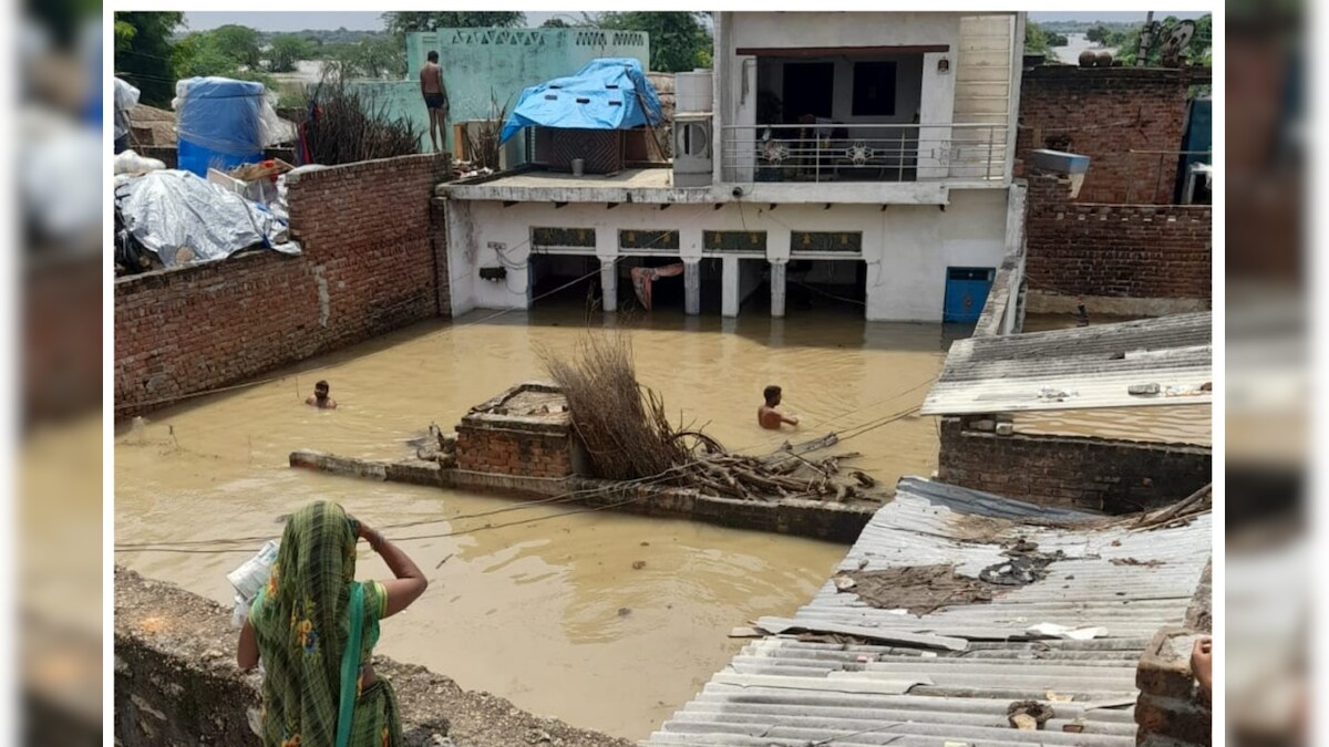 Flood In Chambal: चंबल ने मचाई तबाही आगरा के कई गांव जलमग्न लोगों ने घर की छतों पर डाला डेरा