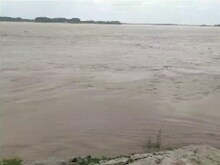 लगातार बारिश से J&K और ओडिशा में नदियां उफान पर, कई जिलों में बाढ़ जैसे हालात