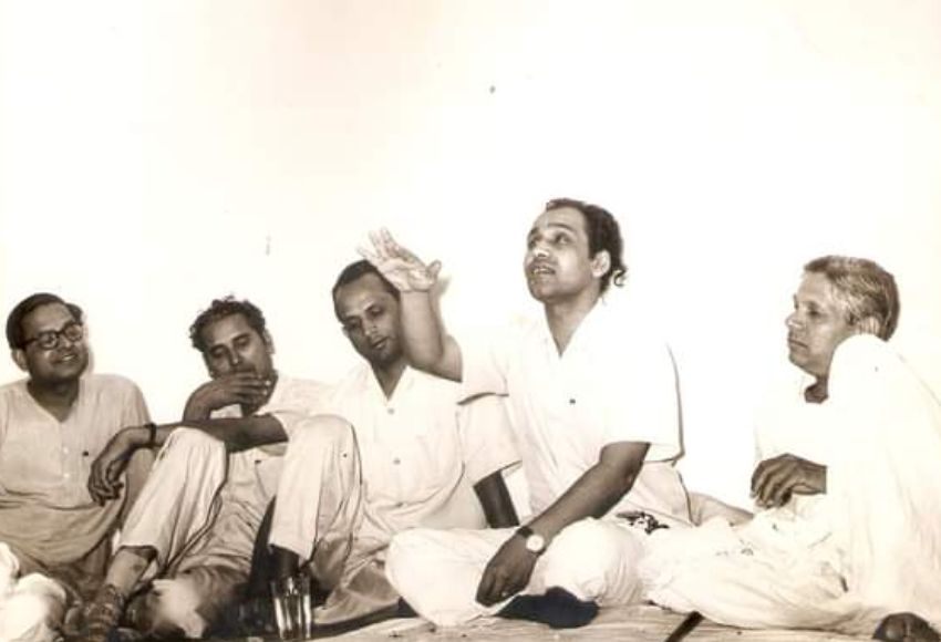  Girija Kumar Mathur Birthday, Girija Kumar Mathur News, Girija Kumar Mathur Books, Girija Kumar Mathur Poems, Om Nishchal News, Kavi Om Nishchal, Hindi Sahitya News, Sahitya News, Literature News, गिरिजा कुमार माथुर का जन्मदिन, गिरिजा कुमार माथुर के गीत, कवि गिरिजा कुमार माथुर, हिंदी साहित्य न्यूज, लिटरेचर न्यूज, कवि ओम निश्चल, डॉ. ओम निश्चल, 