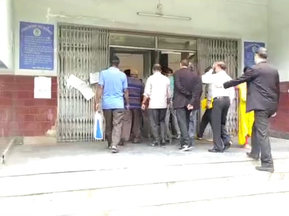 जेल में कैदी की हत्या मामले में 15 आरोपियों को फांसी की सजा, 7 को 10