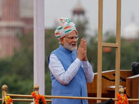 76वें स्वतंत्रता दिवस के मौके पर लाल किले पर प्रधानमंत्री नरेंद्र मोदी. (AP Photo)