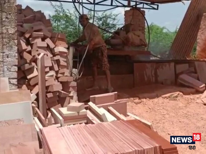 Red stone city dholpur news, Red stone supply in Ayodhya, Ram Mandir built in Ayodhya, red stone business in India, Red Stone use in Ram Tempel, Rajasthan news, Rajasthan top news, Rajasthan today news, Rajasthan News, dholpur news, dholpur latest news, dholpur news in hindi, dholpur news hindi me, dholpur jile ki taza khabar, dholpur taza samachar, राजस्थान न्यूज, धौलपुर न्यूज, लाल पत्थर का कारोबार