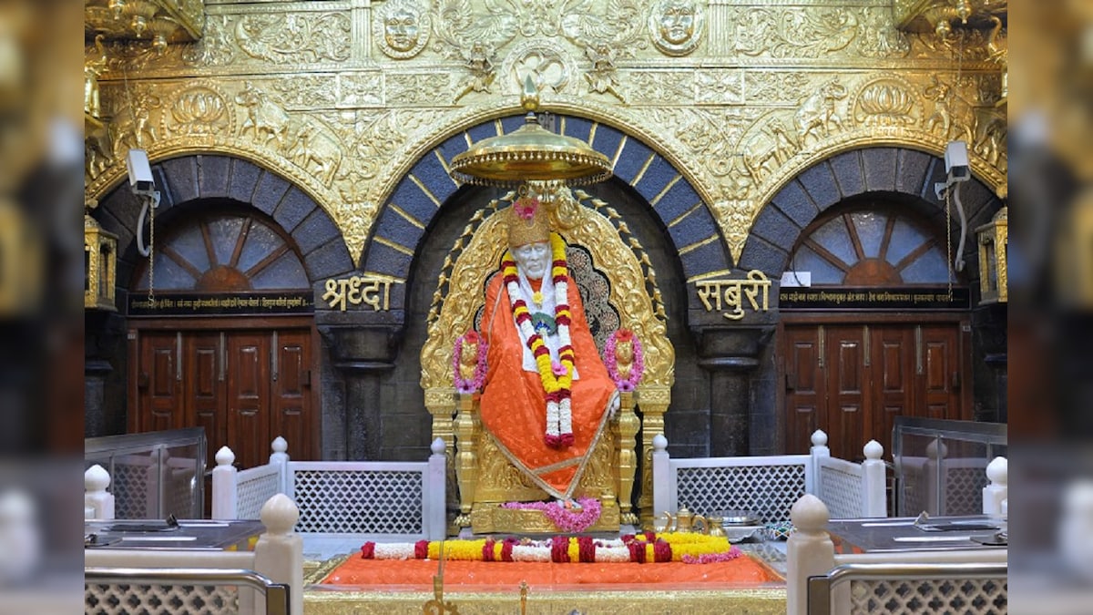 शिरडी के साईबाबा मंदिर को व्यक्ति ने दान किया 37 लाख के सोने का मुकुट