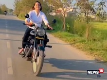गाजियाबाद: 'बुलेट रानी' का पुलिस के साथ हाथापाई करते वीडियो वायरल, भेजी गई जेल