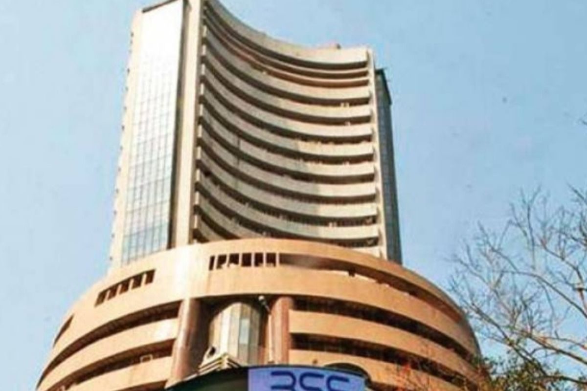 Stock Market Closing : बाजार ने गंवाई शुरुआती बढ़त, सेंसेंक्स 49 अंक  लुढ़का, निफ्टी 17,655 पर बंद - stock market closing sensex down by 49  points nifty slides 10 points jst – News18 हिंदी