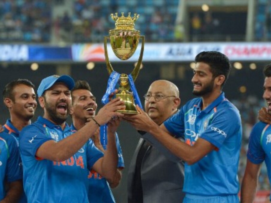  टीम इंडिया का रिकॉर्ड ऑस्ट्रेलिया में टी20 में अच्छा है. वहां उसने अब तक 12 मुकाबले खेले हैं. 7 में जीत मिली है. यानी टीम ने आधे से अधिक मुकाबले जीते हैं. 4 मुकाबलों में हार मिली है, जबकि एक मैच का रिजल्ट नहीं आया है. (AFP)