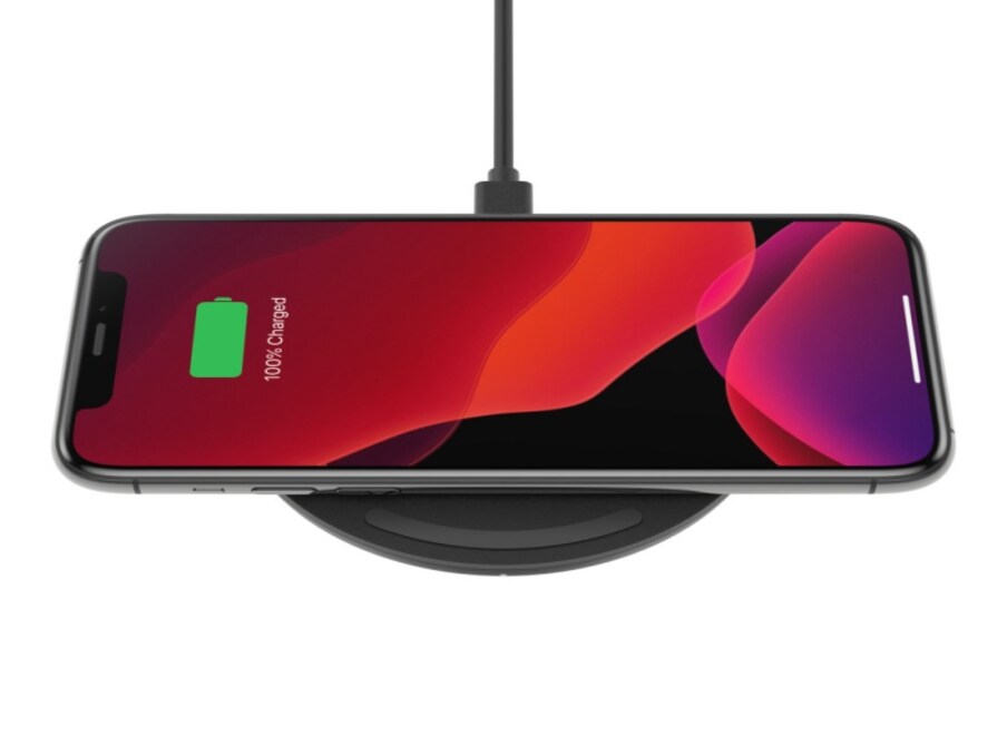  Belkin BoostCharge Qi(15W) वायरलेस चार्जिंग स्टैंड की कीमत 3,999 है. बेल्किन में एक कॉम्पैक्ट, क्यूई-प्रमाणित वायरलेस चार्जर है जो कि ऐपल, सैमसंग, गूगल और अधिक सहित अधिकांश स्मार्टफोन के साथ कॉम्पैटिबल है.
