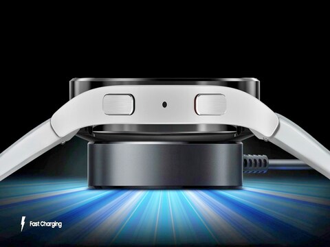 10W फास्ट चार्जर के साथ लॉन्च हो सकती है Galaxy Watch 5
