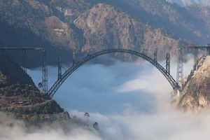 तस्वीरों में देखिये दुनिया का सबसे ऊंचा पुल, खूबसूरती देख थम जाएंगी नजरें, पर्यटकों को लुभाएगा चिनाब पुल