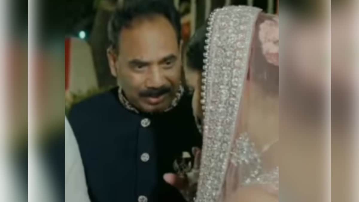 Viral Video: विदाई के समय पिता ने बेटी को दिए जीवन के खास टिप्स वीडियो देख आप भी हो जाएंगे भावुक
