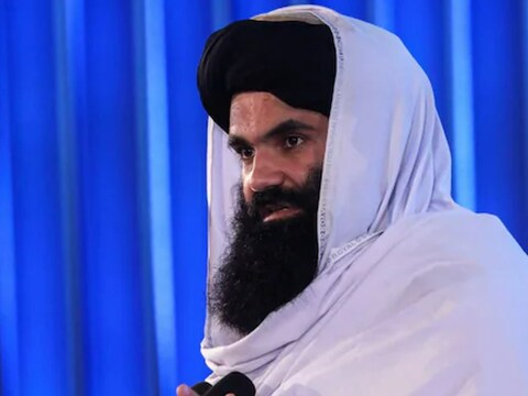 अफगानिस्तान के आंतरिक मंत्री सिराजुद्दीन हक्कानी ने News18 को दिए एक विशेष इंटरव्यू में कहा कि उनकी सरकार पड़ोसी देशों को आश्वासन देती है कि 'अफगानिस्तान की भूमि का इस्तेमाल किसी भी देश के खिलाफ नहीं किया जाएगा.' (फोटो-Reuters)