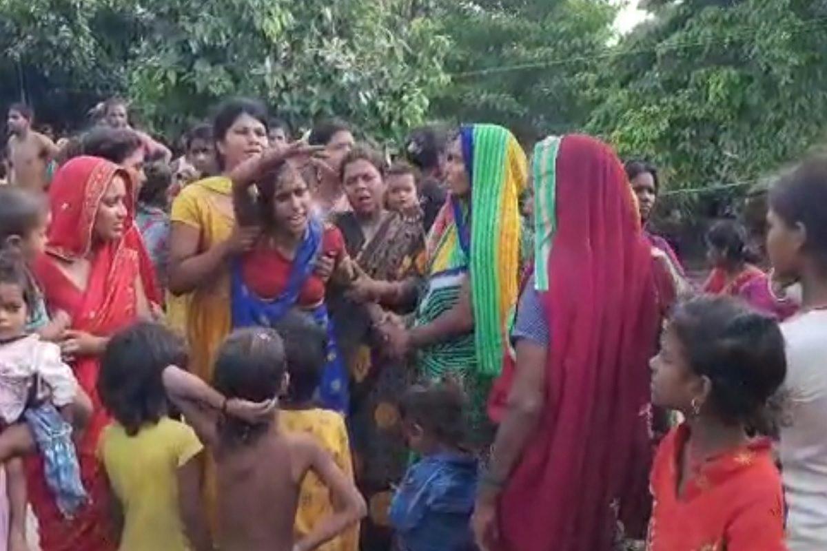 Crime News: प्रेम प्रसंग में युवक की चाकू से गोदकर हत्या, नदी में तैरता मिला शव