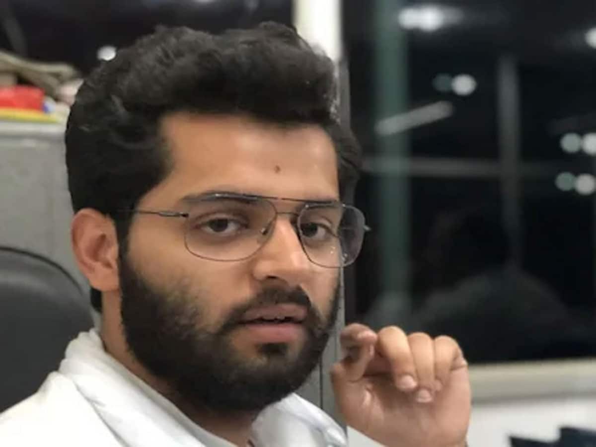 माफिया अतीक अहमद के बेटे मोहम्मद उमर ने लखनऊ CBI कोर्ट में किया सरेंडर