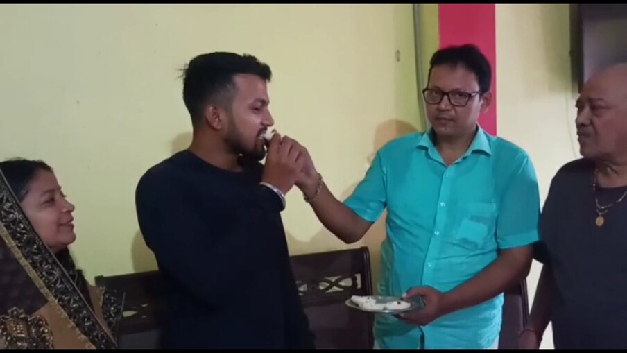 पटना के नवनीत ने गुरु गोविंद सिंह जी के जन्मस्थली पटना से 14 जून को साइकिल यात्रा शुरू की. एक महीने में उसने 1700 किलोमीटर का सफर साइकिल से तय करते हुए गुरु नानक जी की कर्म स्थली करतारपुर साहिब पाकिस्तान में जाकर समाप्त किया.
