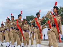 ध्वजारोहण किया, सलामी ली और फिर मंत्री अनिल विज ने कसा विपक्ष पर तंज