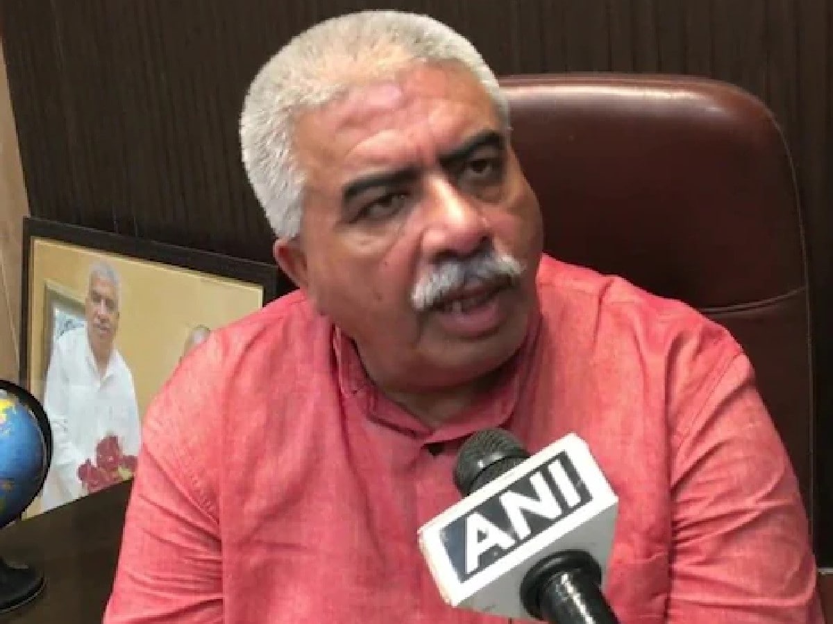 मंत्री राकेश सचान को एक साल की सजा, जमानत भी मंजूर; जानें किस मामले में