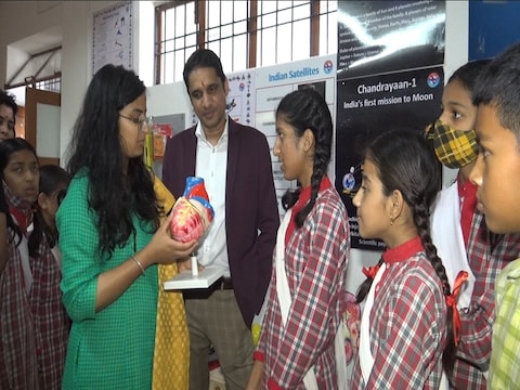 उन्होंने बताया कि बच्चों को गुणात्मक शिक्षा देने में इस प्रकार की लैब्स काफी सहायक सिद्ध होती है. 
