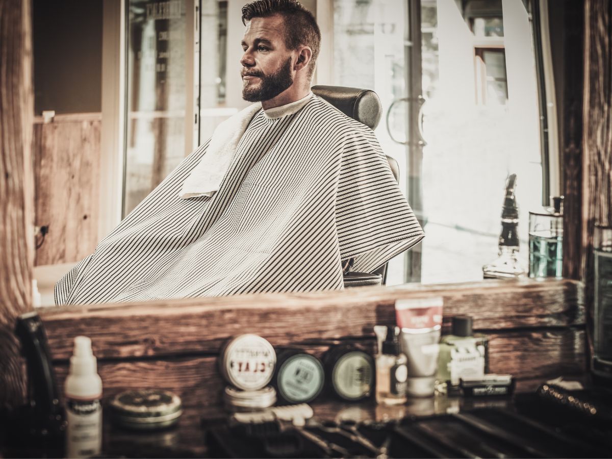 Trending news: Why men prefer to go to local salon instead of fancy spa, know the reason here - Hindustan News Hub Trending news: Why men prefer to go to local salon instead of fancy spa, know the reason here - Hindustan News Hub