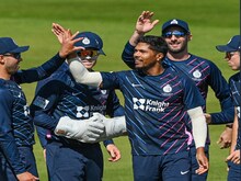 भारतीय गेंदबाज को इंग्लैंड में लगी चोट, इलाज के लिए स्वदेश लौटा, वापसी मुश्किल