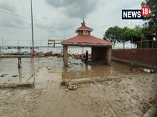 बाढ़ के बाद बनारस के खूबसूरत घाटों का बुरा हाल, 5 फीट तक मिट्टी जमा