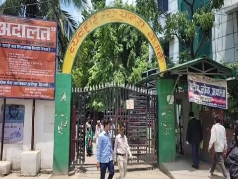 बिहार के वैशाली में कोर्ट ने पॉक्सो एक्ट में गुनहगारों को कड़ी सजा सुनाई है