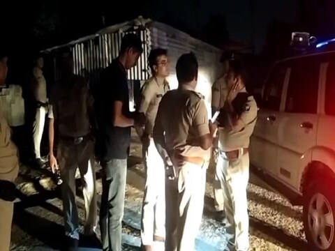 बिहार के भागलपुर में एक शख्स की गोली मारकर हत्या कर दी गई 