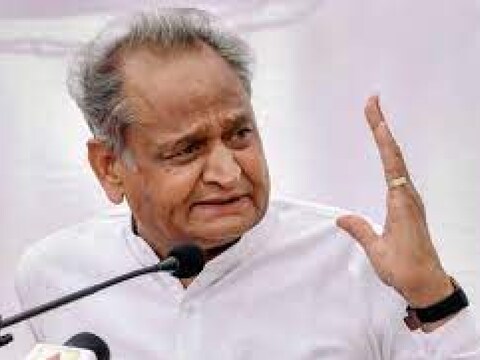 राहुल की बात मान बदले अशोक गहलोत के सुर! अध्यक्ष बनने पर CM पद छोड़ने के दिए संकेत