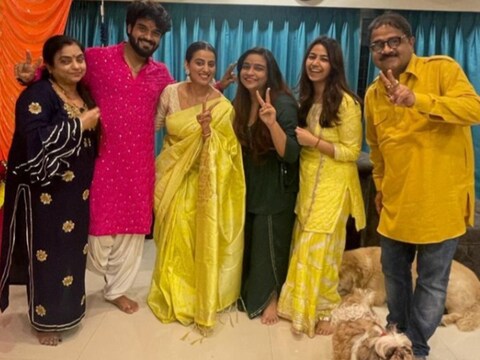 कैमरे में कैद हुए अक्षरा सिंह के जन्मदिन की खुशियों के पल.