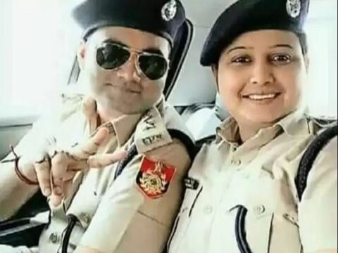 महिला डीएसपी रेशु कृष्णा ने पति को पहनाई IPS की वर्दी, अब होगी कार्यवाही (फाइल फोटो)
