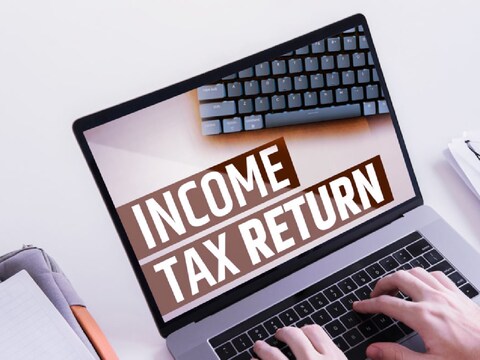 ITR वेरिफिकेशन ऑनलाइन और ऑफलाइन दोनों तरीकों से कियाजा सकता है.