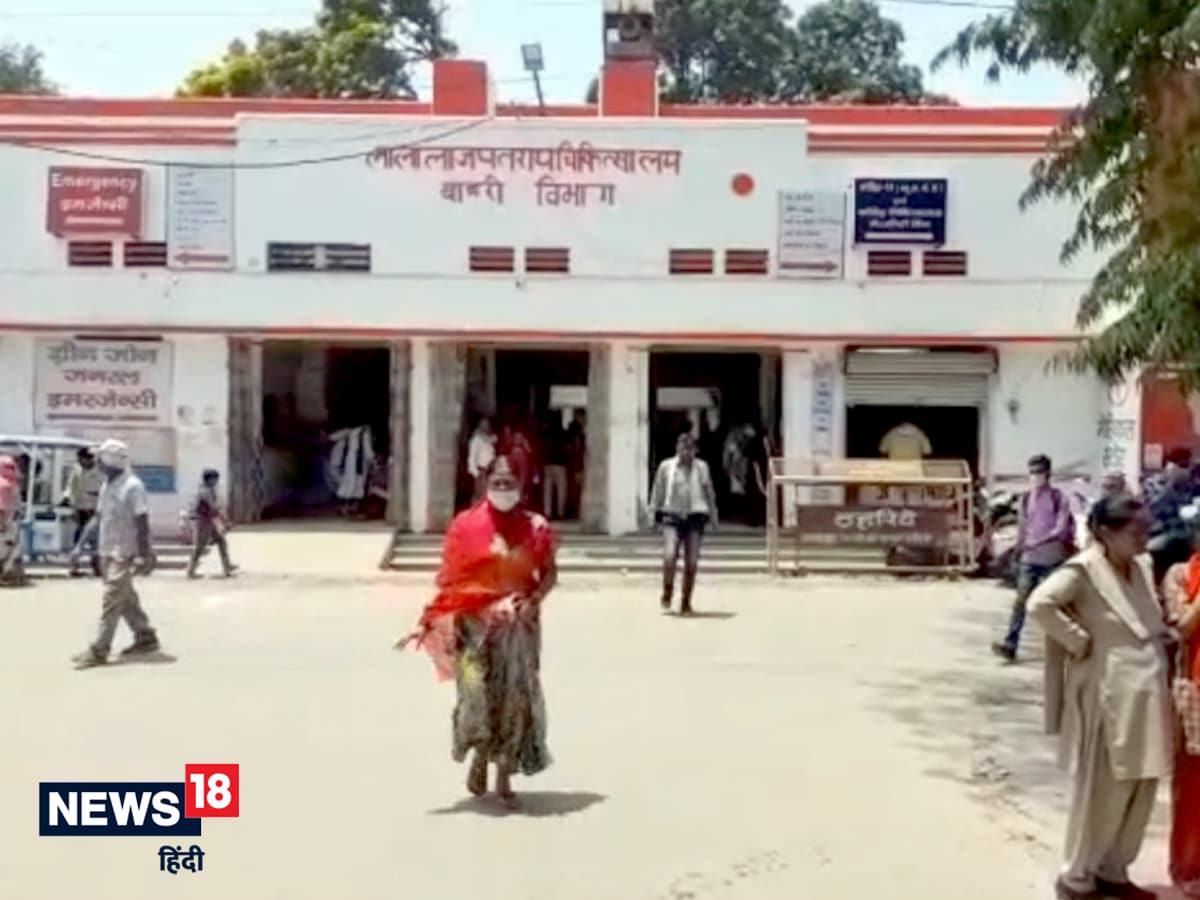 दवाईयों के लिए भटकते मरीज