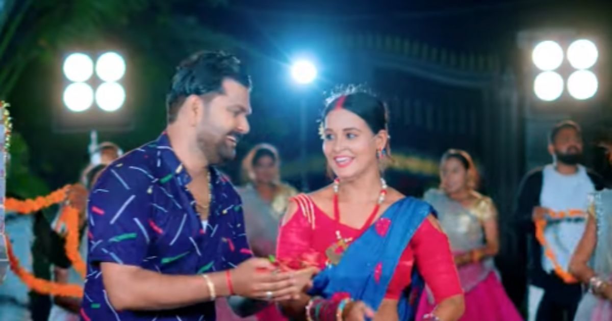 Debee Geet Bhojpuri Devi Geet: माई के लिए 'अढ़हुल के फूल' लेकर पहुंचे समर सिंह ...