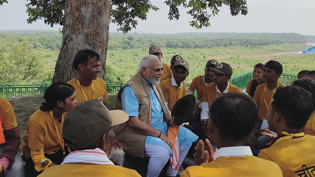 PM Modi amit Cheeta Mitras