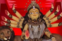 कोलकाता: दुर्गा पूजा पंडाल में गांधी को असुर के रूप में दिखाया, खड़ा हुआ विवाद
