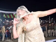 VIDEO: सपना चौधरी ने 'पानी छलके' पर डांस दिखा लूट लिया यूपी