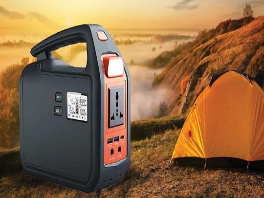 इसकी क्षमता 60000mAh items, SARRVAD 518 Wh/140000mAh,3.7V है. ये बेहद ही कॉम्पैक्ट है और आप हाइकिंग के दौरान भी इसे साथ ले जा सकते हैं. (सांकेतिक फोटो)