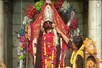 यहां नवरात्रि के 9 दिन 9 रूप धारण करती हैं देवी, जानें रहस्यमयी मंदिर की कहानी