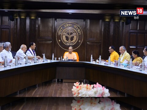 UP: मौसम विभाग के अनुसार प्रदेश के 62 जिलों में औसत से कम बारिश हुई है.