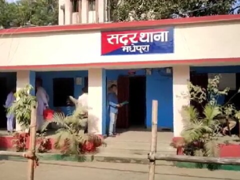 फर्जी नाम के जरिये फर्जी बहन के अपहरण का मुकदमा दर्ज कराने वाले आरोपी को पुलिस ने गिरफ्तार किया है. (न्‍यूज 18 हिन्‍दी)