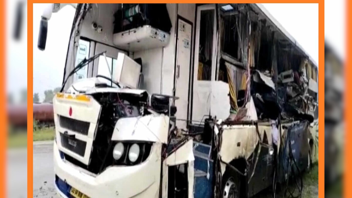 Chhattisgarh: कोरबा में भीषण सड़क हादसा खड़े ट्रेलर से टकराई बस 7 यात्रियों की दर्दनाक मौत