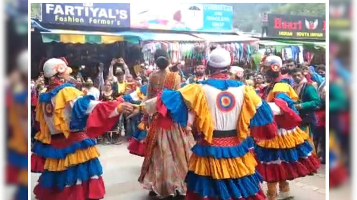 Nainital: कुमाऊं के हर मेले और महोत्सव में जरूरी होता है छोलिया नृत्य जानें इसके पीछे की वजह